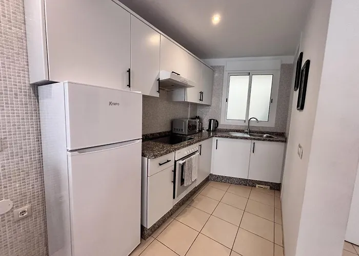 Poseidon 6 - Cozy With Swimming Pool *